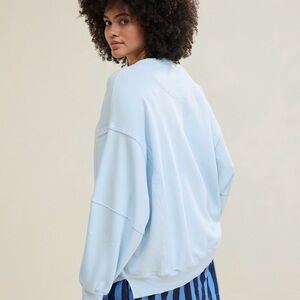 Keep It Light Crewneck Aerie